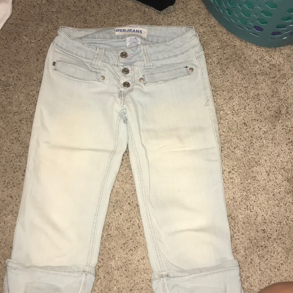 Light blue denim Capris